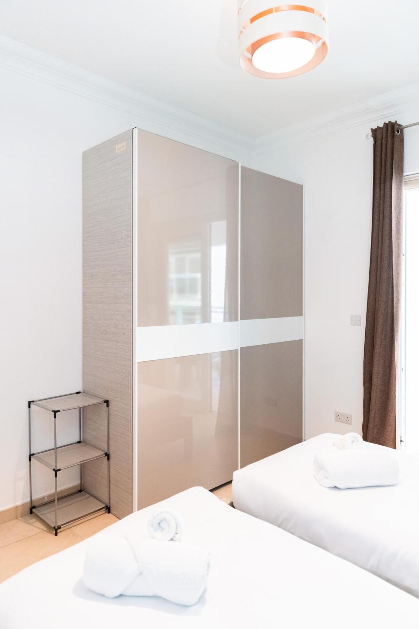 Luxury Seafront 3Br With Pool By Arcobnb Sliema Eksteriør billede
