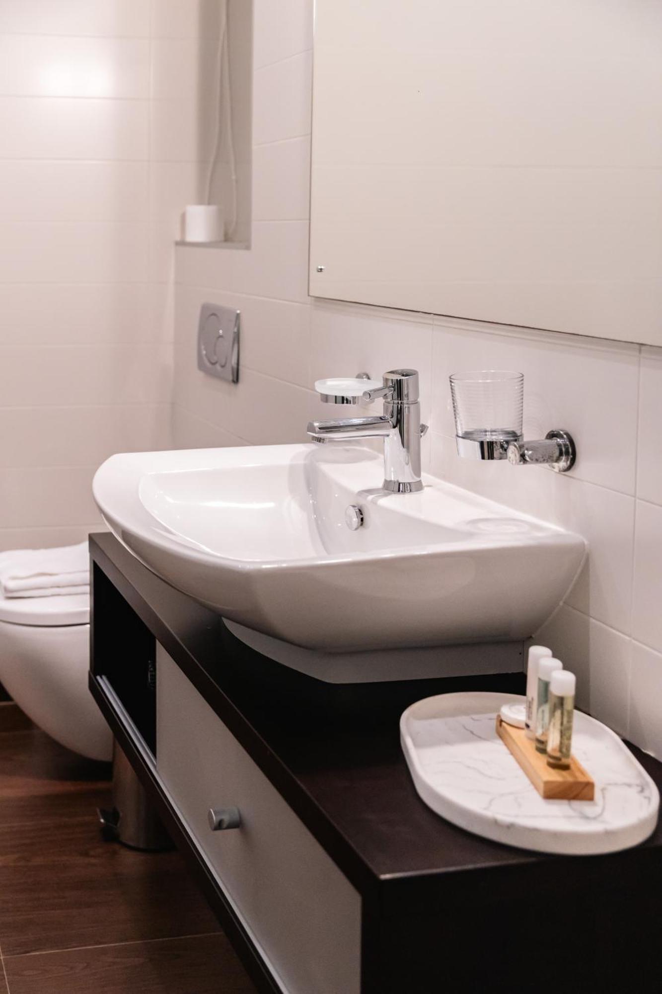 Luxury Seafront 3Br With Pool By Arcobnb Sliema Eksteriør billede