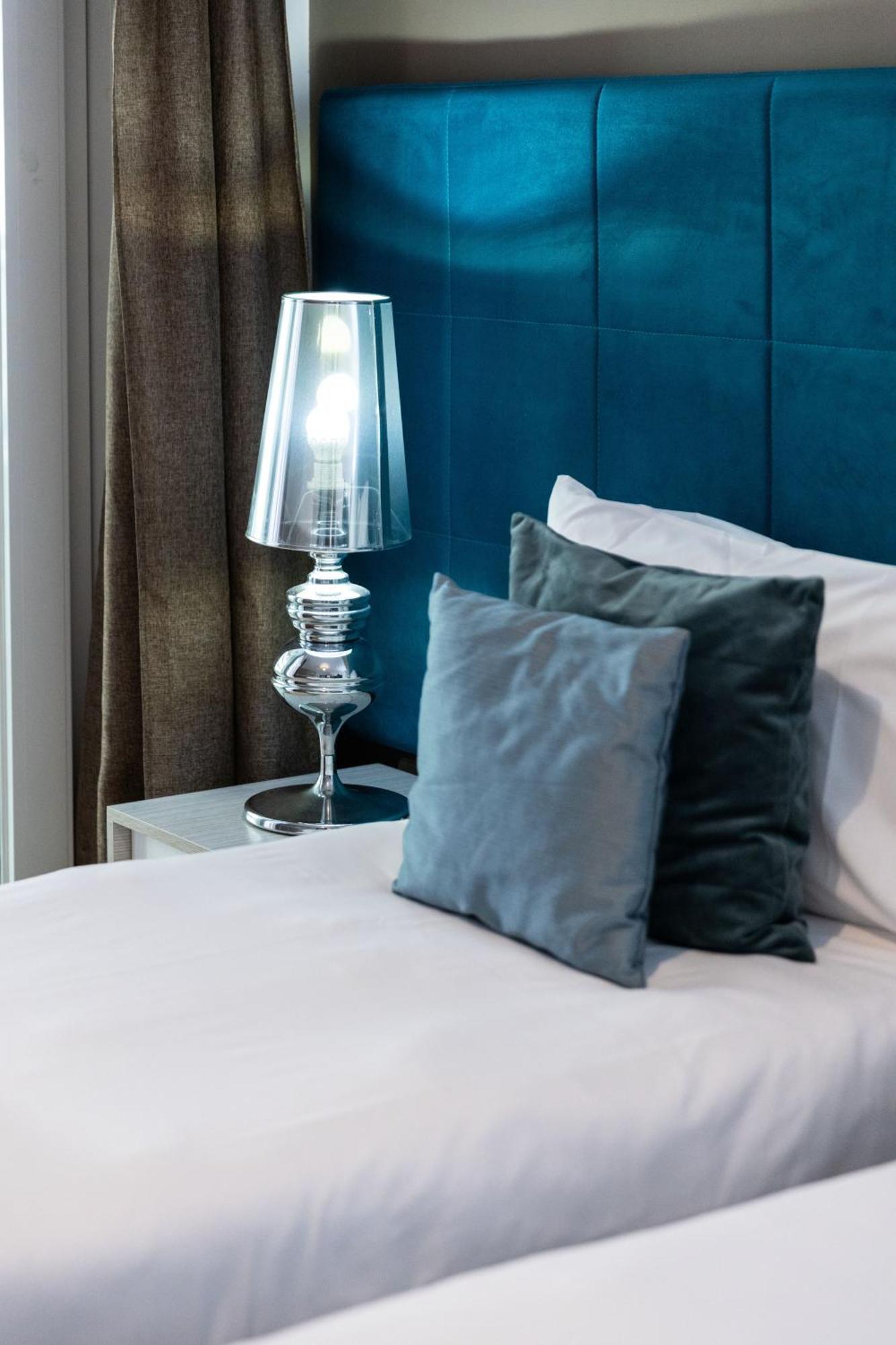 Luxury Seafront 3Br With Pool By Arcobnb Sliema Eksteriør billede