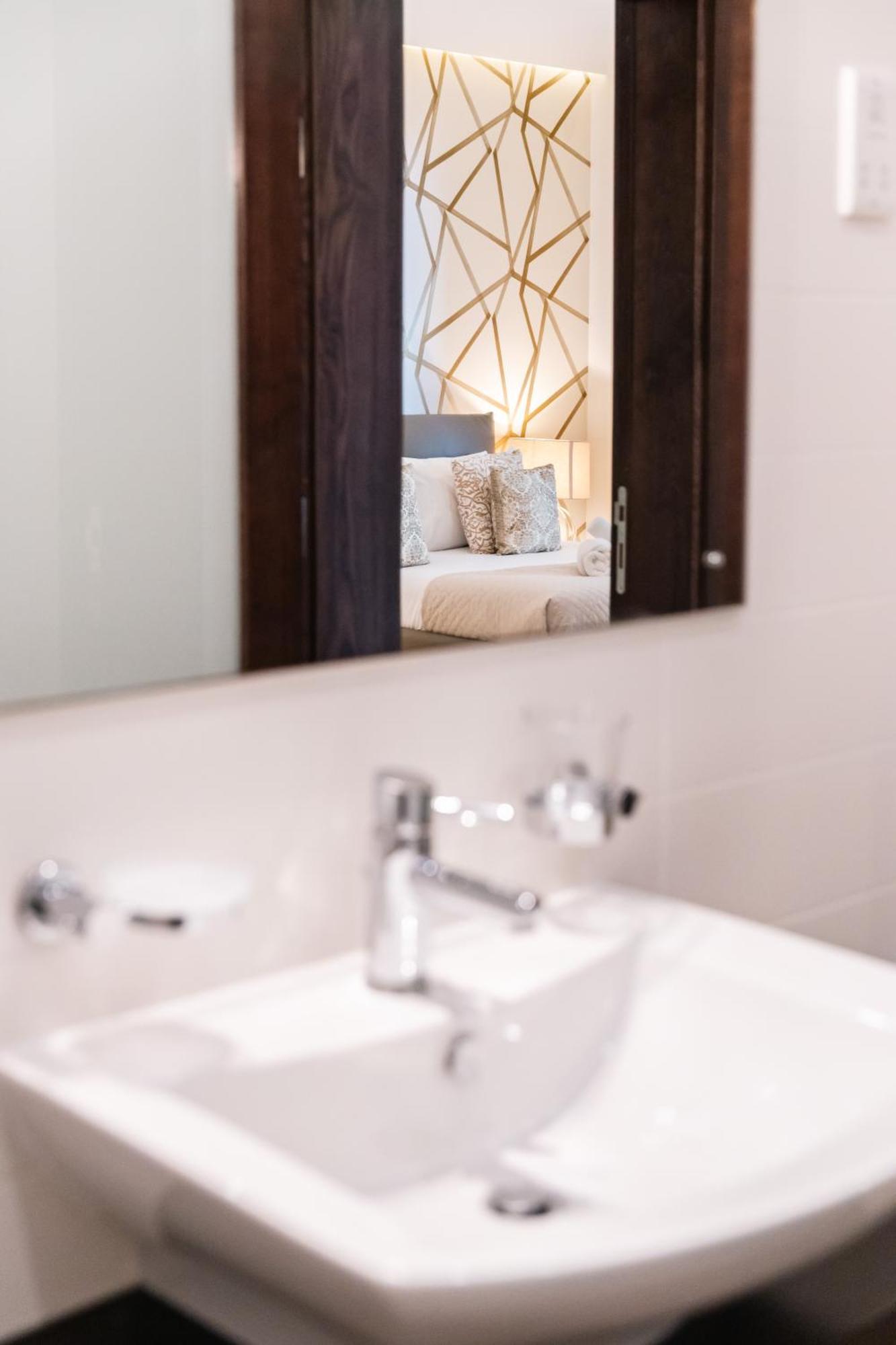 Luxury Seafront 3Br With Pool By Arcobnb Sliema Eksteriør billede