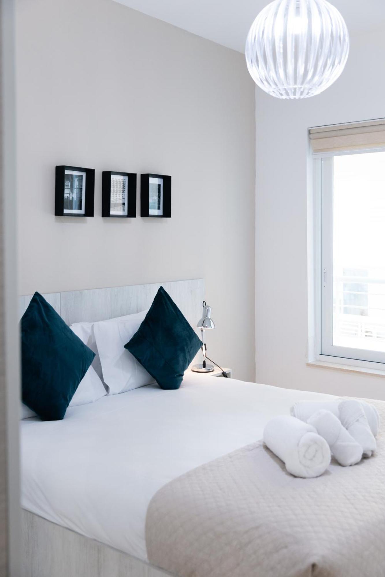 Luxury Seafront 3Br With Pool By Arcobnb Sliema Eksteriør billede