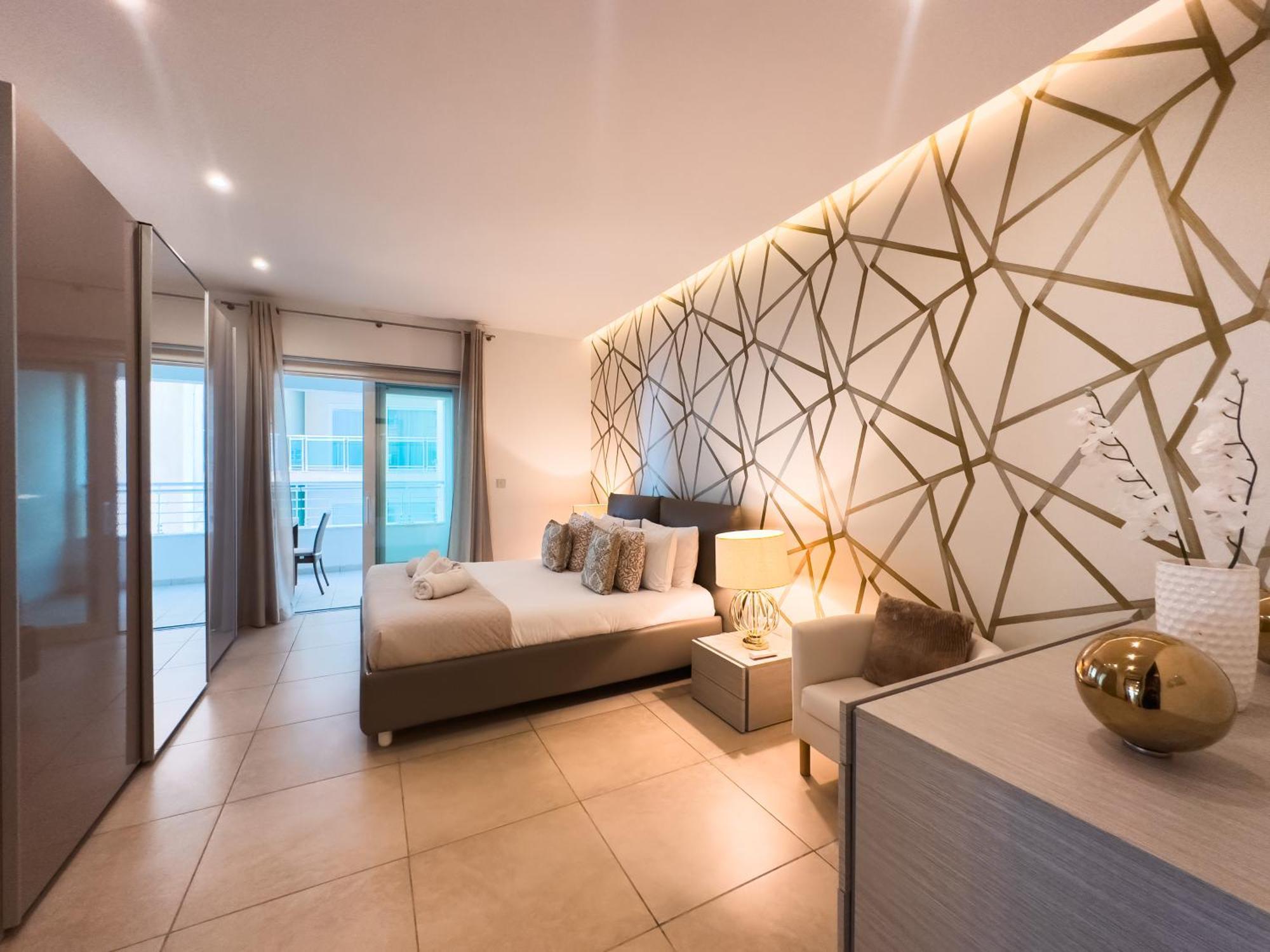 Luxury Seafront 3Br With Pool By Arcobnb Sliema Eksteriør billede