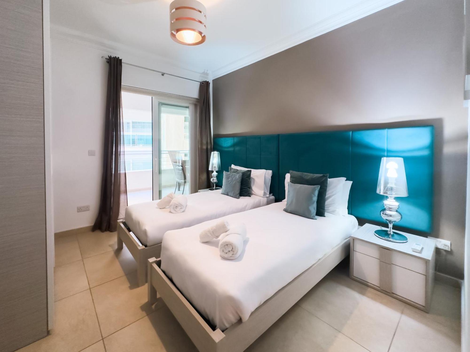 Luxury Seafront 3Br With Pool By Arcobnb Sliema Eksteriør billede