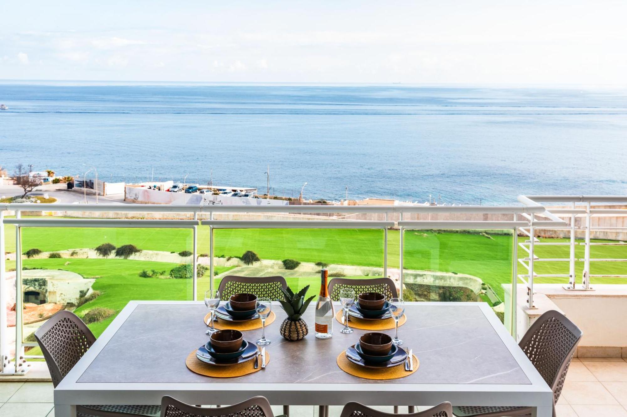 Luxury Seafront 3Br With Pool By Arcobnb Sliema Eksteriør billede